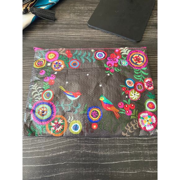 Multicolor Make-up Case Bundle - Picture 4 of 10